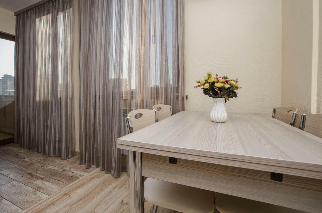 Stay Inn Apartments Near Northern Avenue Yerevan Ngoại thất bức ảnh